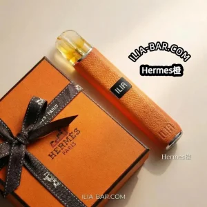 export_1-1.webp ILIA哩亞 皮革一代電子煙主機 【Hermes橙】